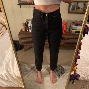 NWOT Old Navy super high rise raw hem straight leg black denim jeans